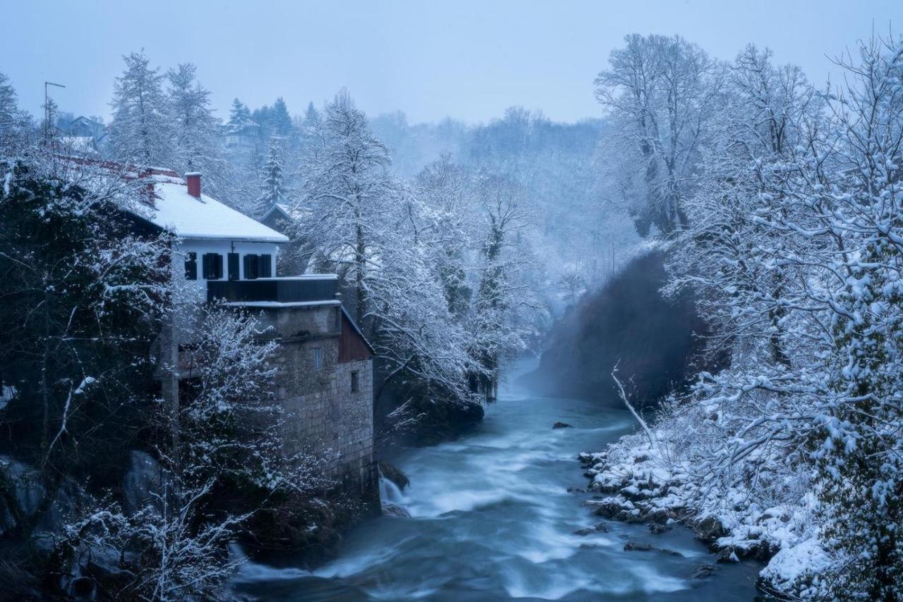 4Trees Holiday House Szluin Kültér fotó