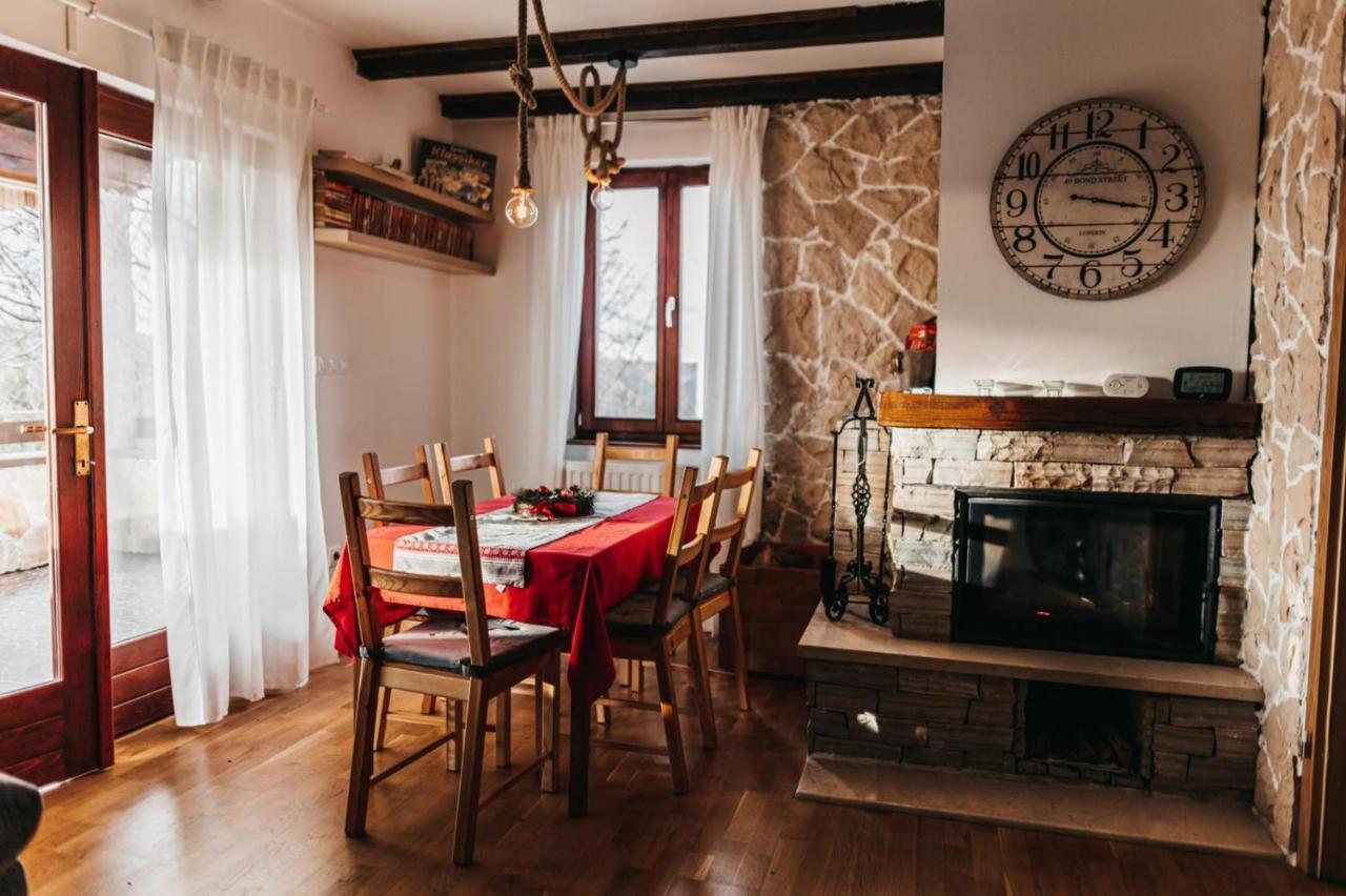 4Trees Holiday House Szluin Kültér fotó