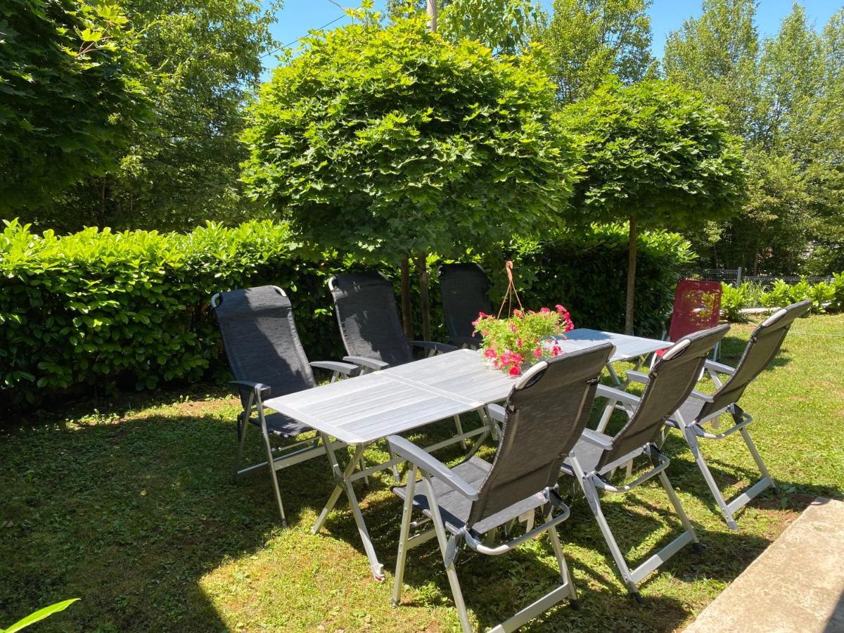4Trees Holiday House Szluin Kültér fotó
