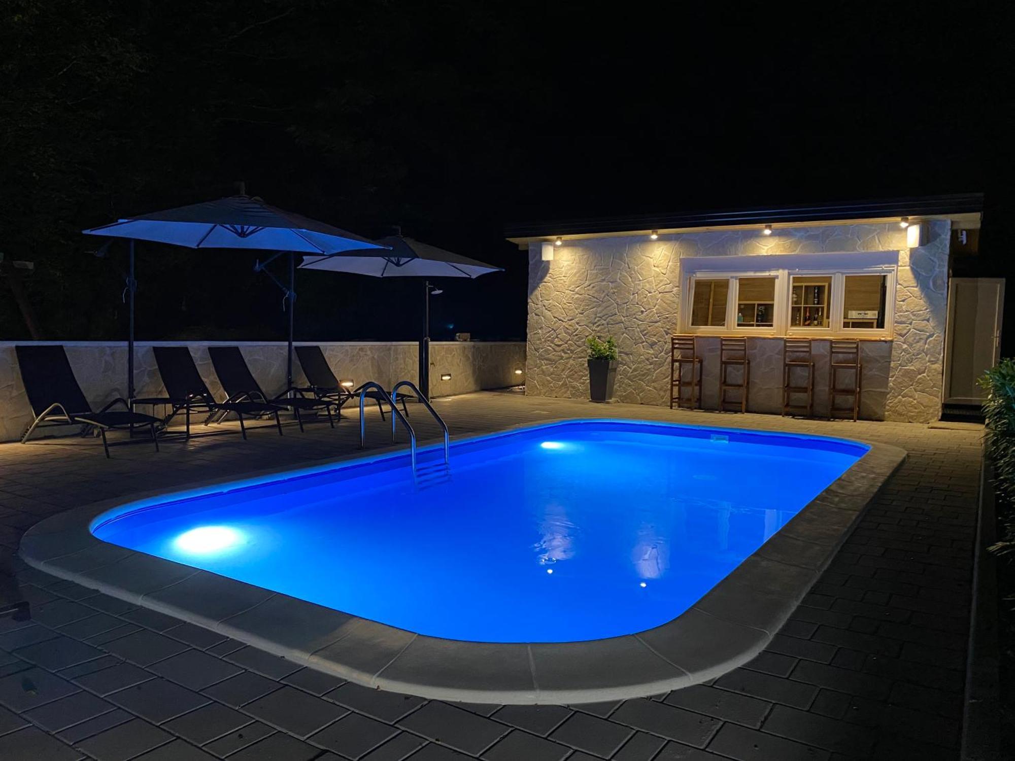 4Trees Holiday House Szluin Kültér fotó